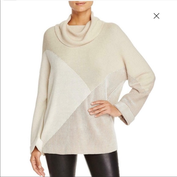 Color Block Sweater - Picture 1 of 12